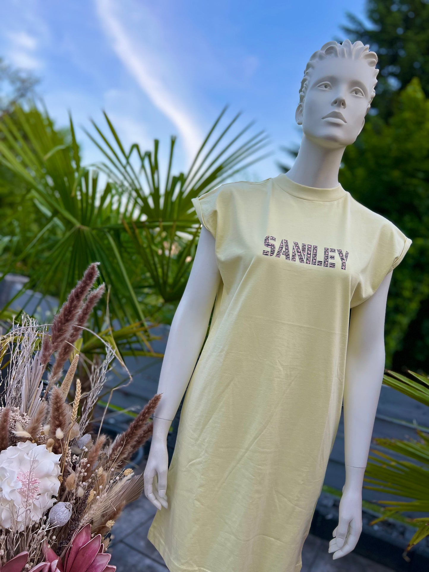 Kleid [Daisy] by Saniley – Komfort und Elleganz kombiniert in einem Kleid