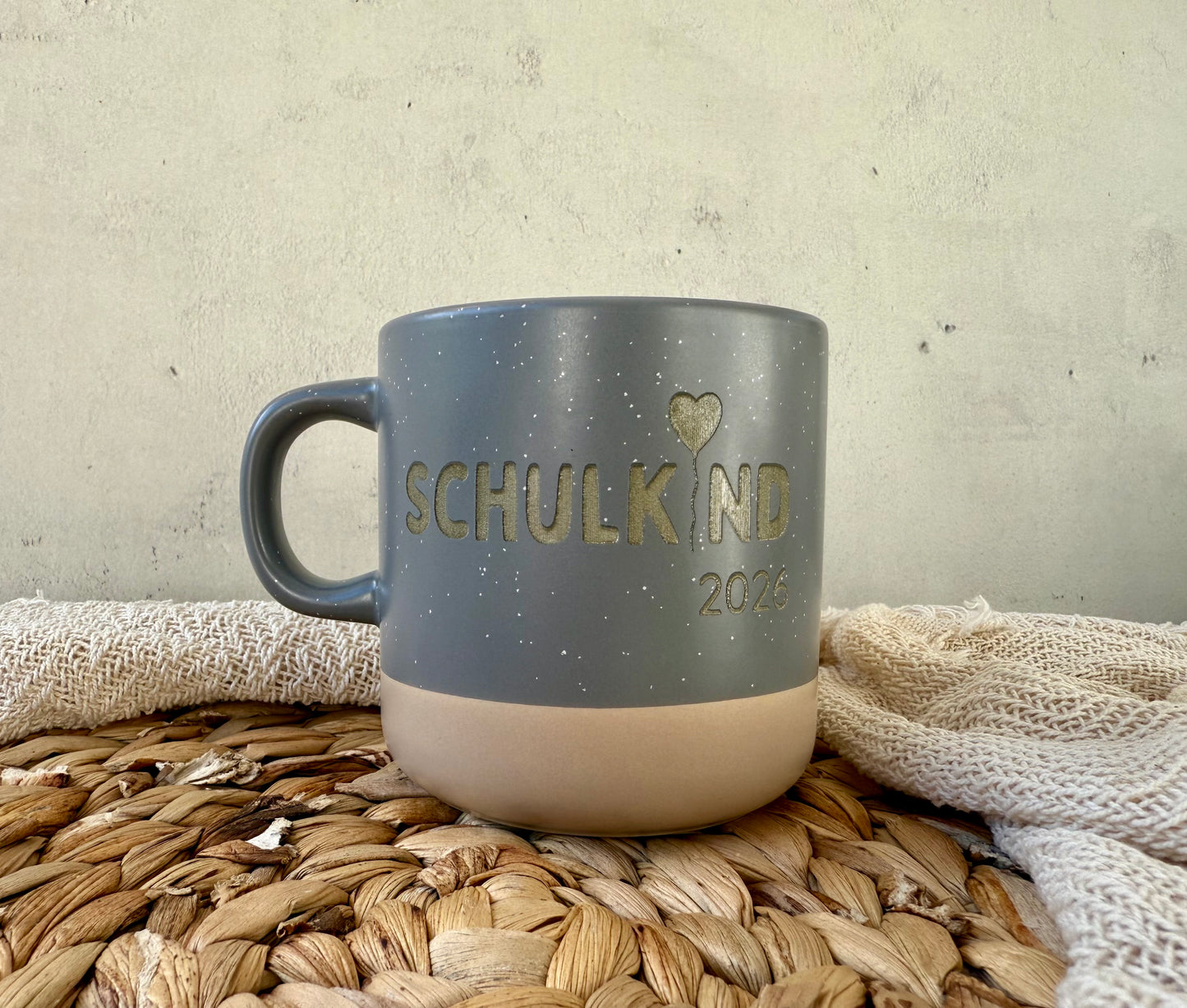Personalisierte Steinguttasse