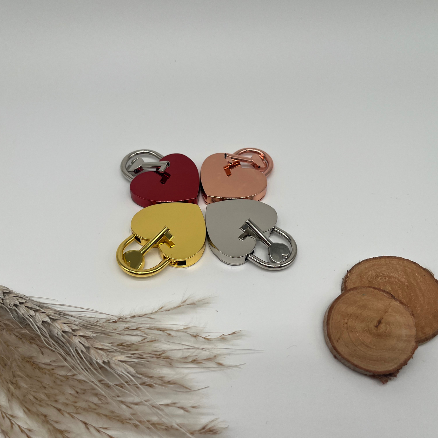 Personalisiertes Liebesschloss mit Gravur